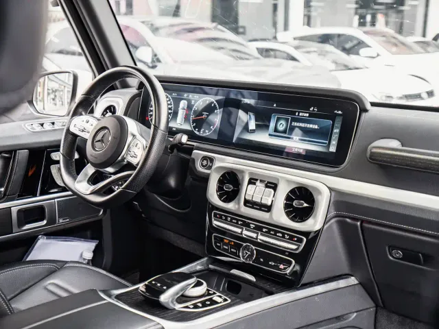 Mercedes-Benz G-Class — Фото автомобиля 9