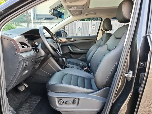 Volkswagen Tharu — Фото автомобиля 14