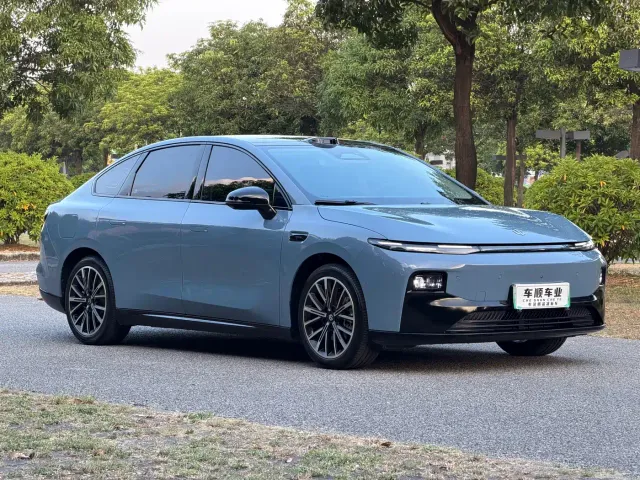 Leapmotor B01 — Фото автомобиля 3