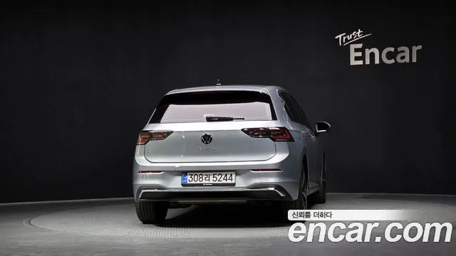 Volkswagen Golf Golf 8 поколение 2.0 TDI Prestige — Фото автомобиля 4