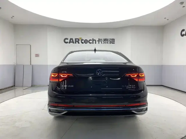 Volkswagen Sagitar — Фото автомобиля 6