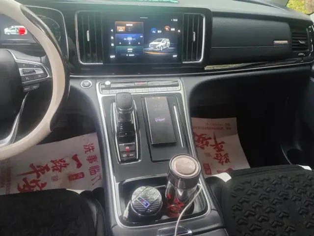 GAC Trumpchi M8 — Фото автомобиля 13