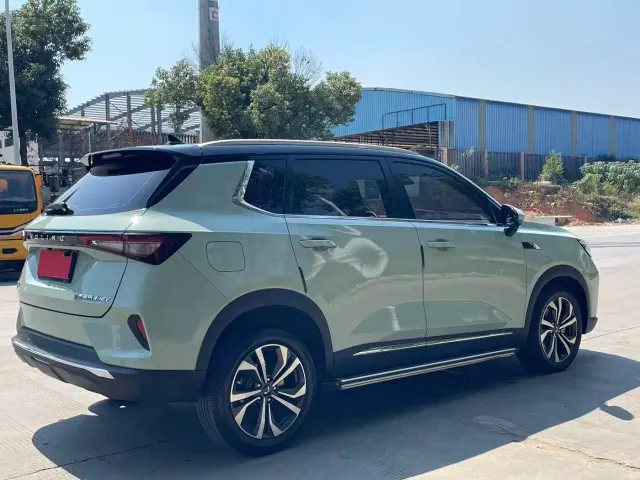 Wuling Asta — Фото автомобиля 8