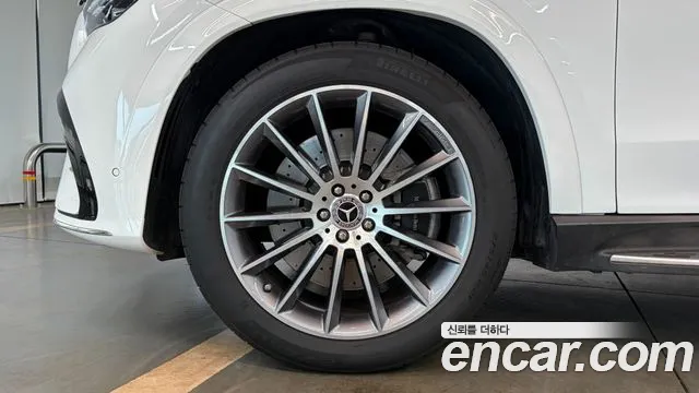 Mercedes-Benz GLE-Class — Фото автомобиля 5