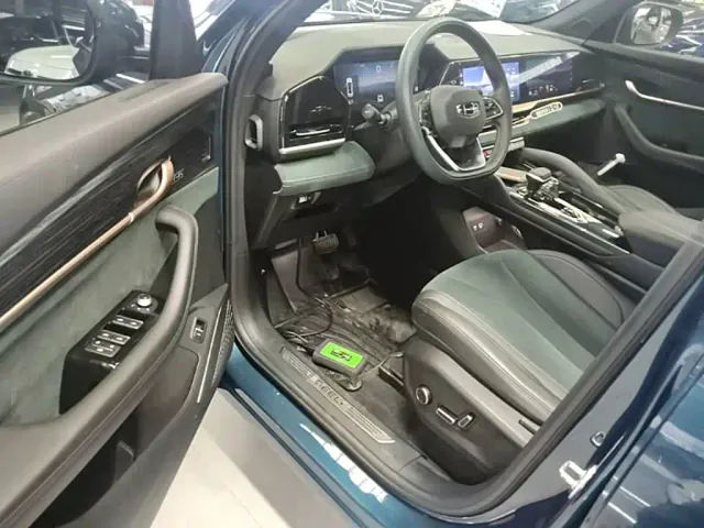 Geely Xingyue L — Фото автомобиля 15