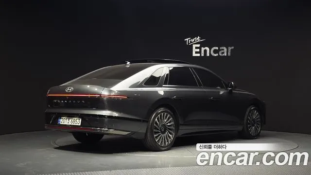 Hyundai Grandeur — Фото автомобиля 2