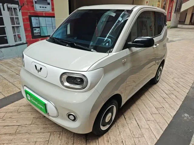 Фотография автомобиля — Wuling Hongguang Mini EV
