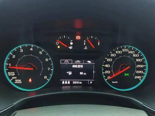 Chevrolet Equinox — Фото автомобиля 14