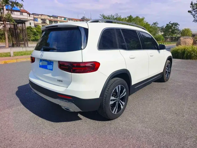 Mercedes-Benz GLB-Class — Фото автомобиля 4