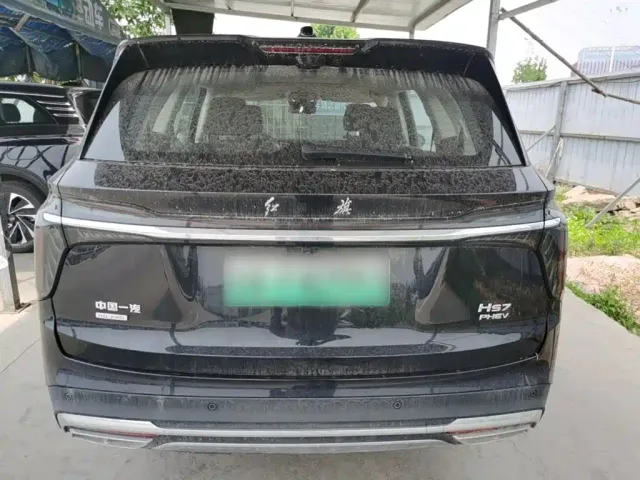 Hongqi HS7 PHEV — Фото автомобиля 5