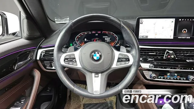 BMW 5-Series 5 серия (G30) 530i xDrive M Sport — Фото автомобиля 13