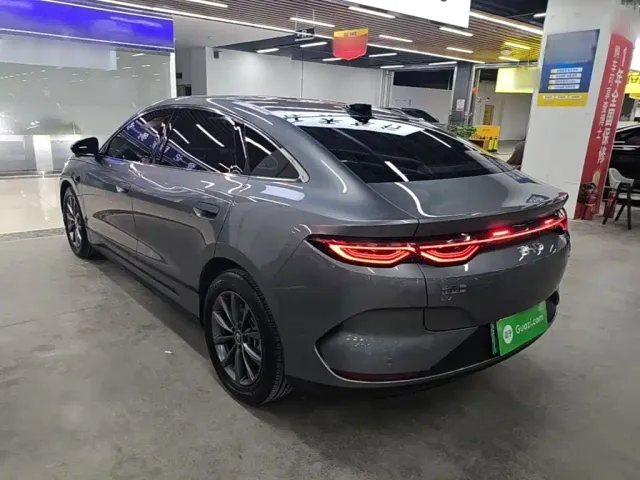BYD Qin L — Фото автомобиля 4