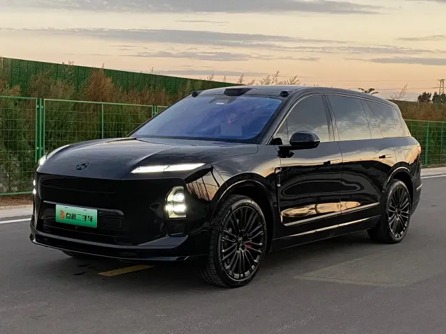 Фотография автомобиля — Nio ES8