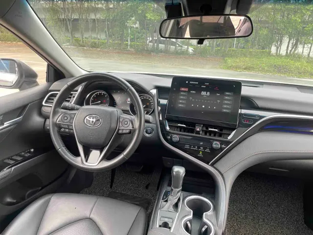 Toyota Camry — Фото автомобиля 11
