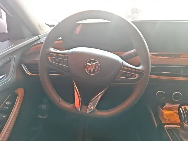 Buick Verano — Фото автомобиля 10