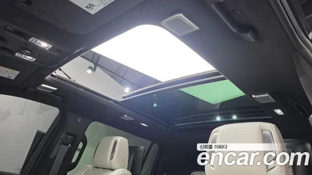 Cadillac Escalade — Фото автомобиля 2