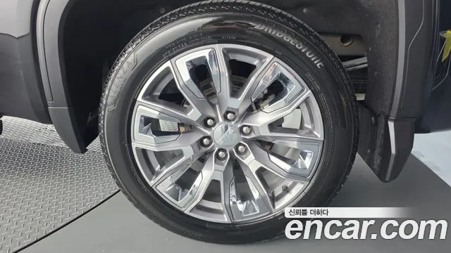 GMC Sierra — Фото автомобиля 19