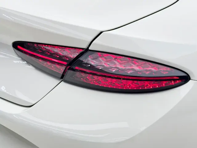 Bentley Continental Plug-in Hybrid — Фото автомобиля 9
