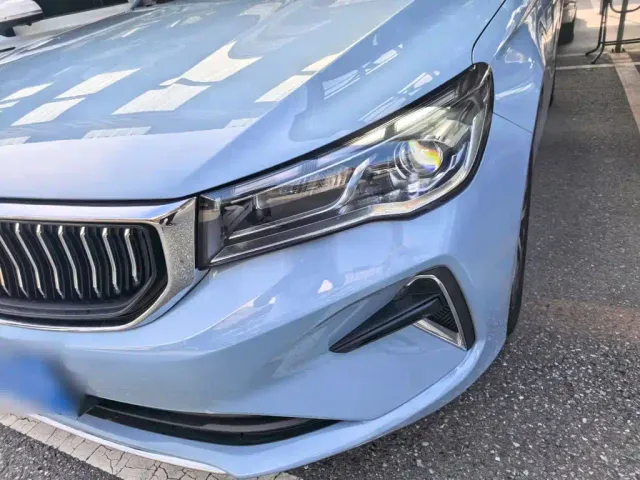 Geely Emgrand — Фото автомобиля 2