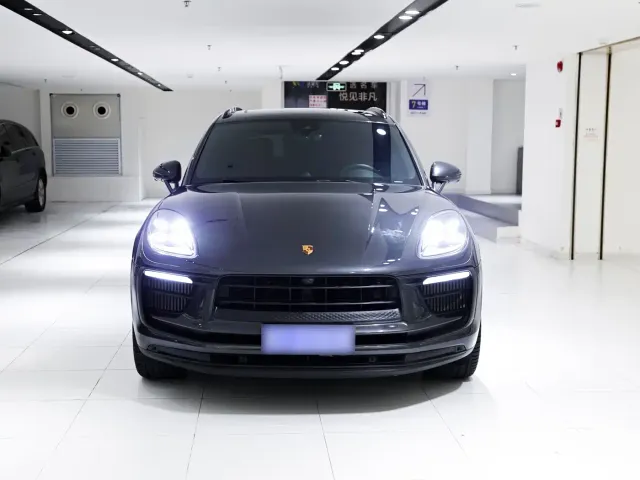 Porsche Macan — Фото автомобиля 3
