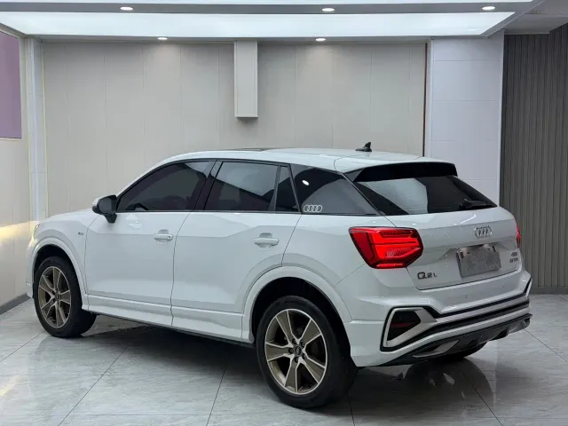 Audi Q2L — Фото автомобиля 6