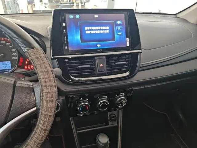 Toyota Vios — Фото автомобиля 12