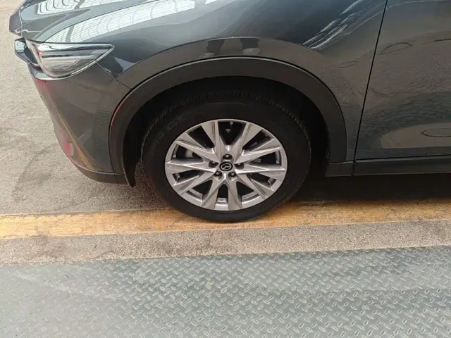 Mazda CX-8 — Фото автомобиля 22