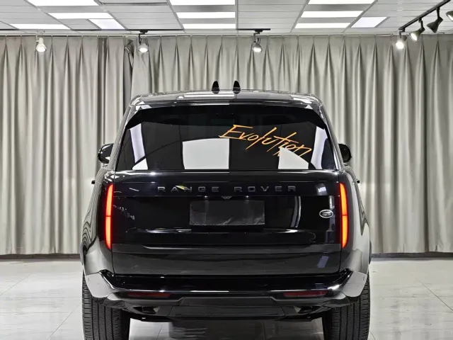 Land Rover Range Rover — Фото автомобиля 12