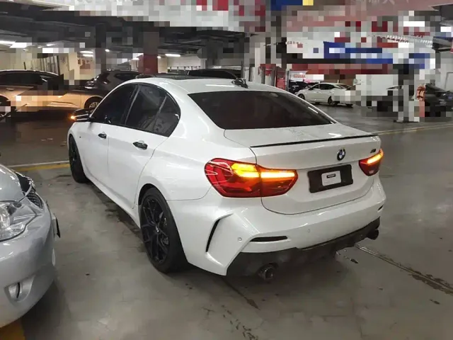 BMW 1 Series — Фото автомобиля 4