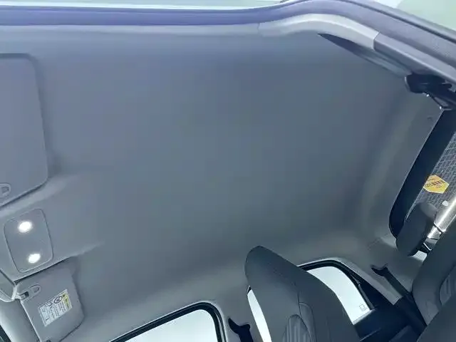 Leapmotor T03 — Фото автомобиля 12