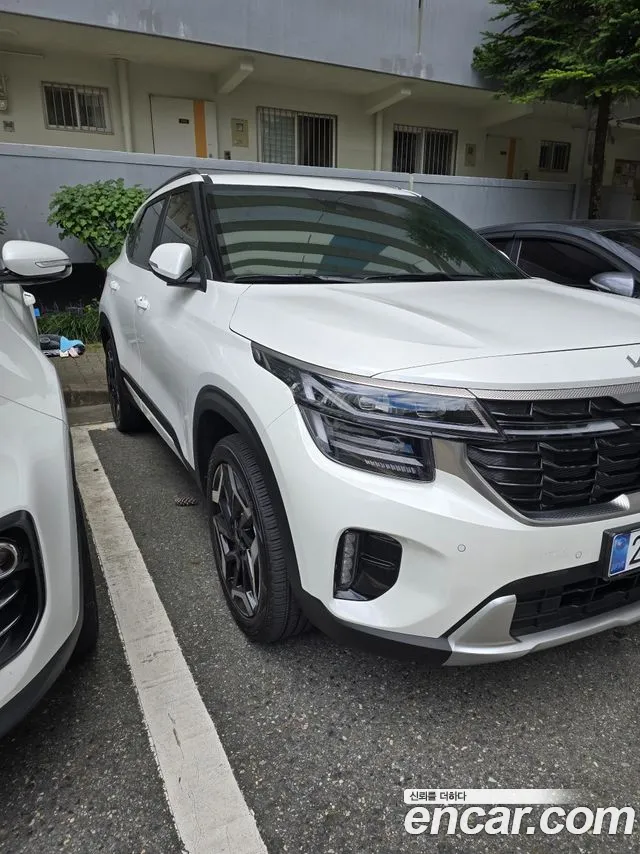 Kia Seltos Новый Seltos Бензин 2.0 2WD — Фото автомобиля 3