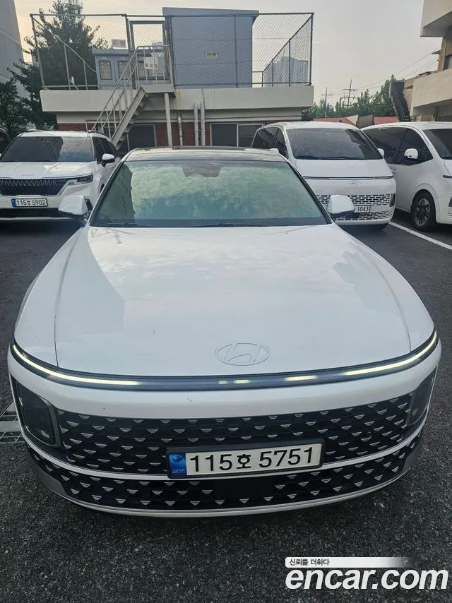 Hyundai Grandeur GN7 — Фото автомобиля 6