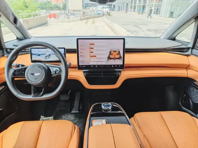 Geely Yizhen L380 — Фото автомобиля 17