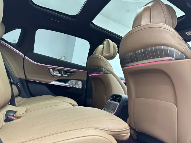Mercedes-Benz E-Class — Фото автомобиля 15