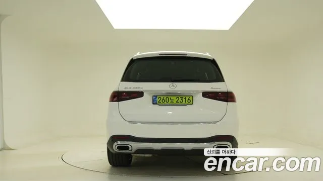 Mercedes-Benz GLS-Class — Фото автомобиля 3
