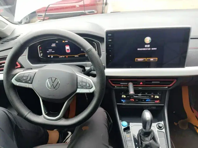 Volkswagen Lavida — Фото автомобиля 9