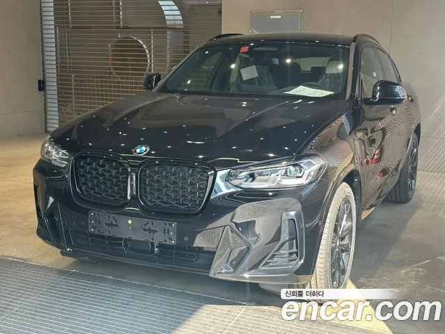 Фотография автомобиля — BMW X4 G02