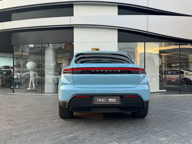 Porsche Macan EV — Фото автомобиля 7