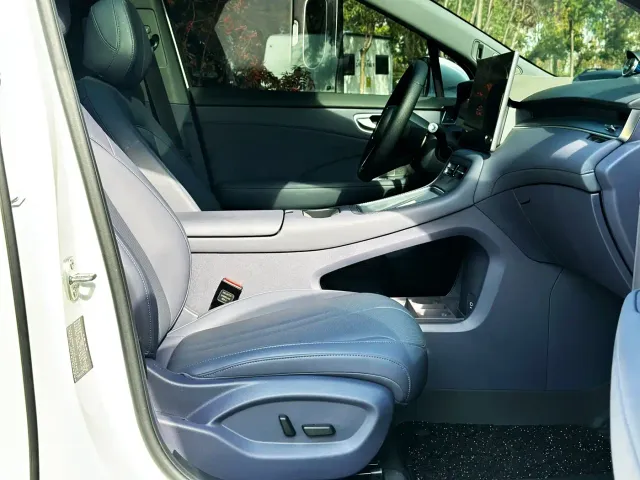 Shangjie SUV — Фото автомобиля 9