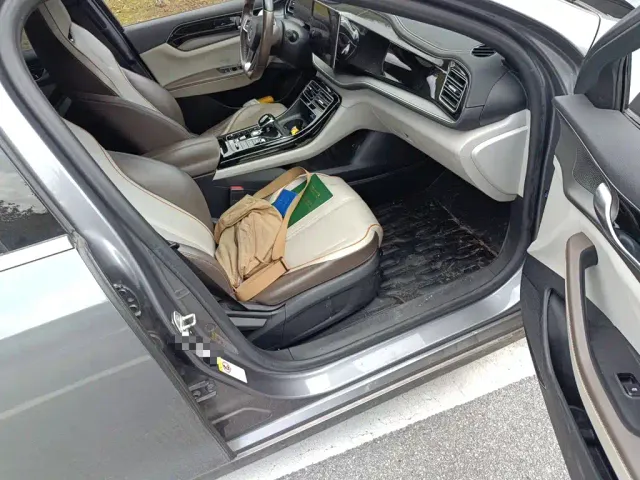 BYD Qin PLUS — Фото автомобиля 19