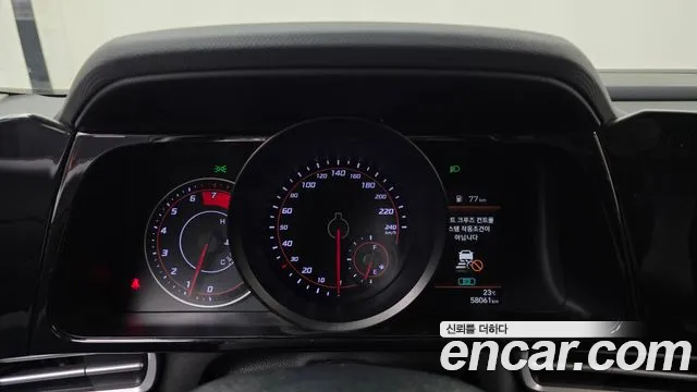 Hyundai Avante CN7 — Фото автомобиля 11