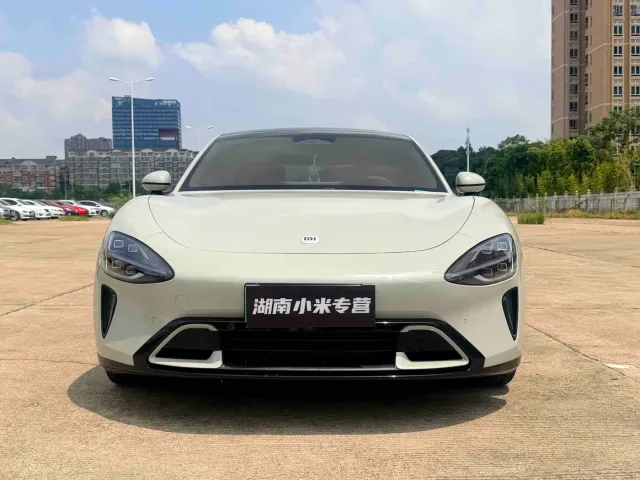 Xiaomi SU7 — Фото автомобиля 2