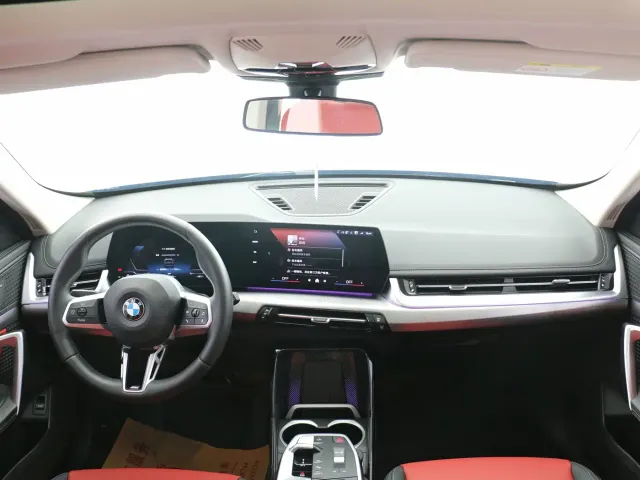 BMW X1 — Фото автомобиля 10