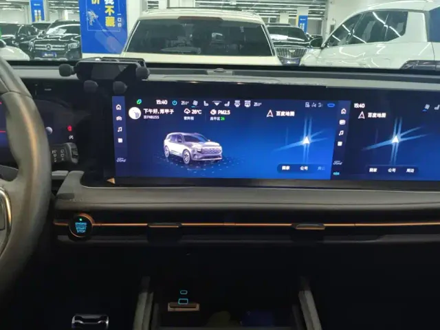 Ford Edge — Фото автомобиля 13