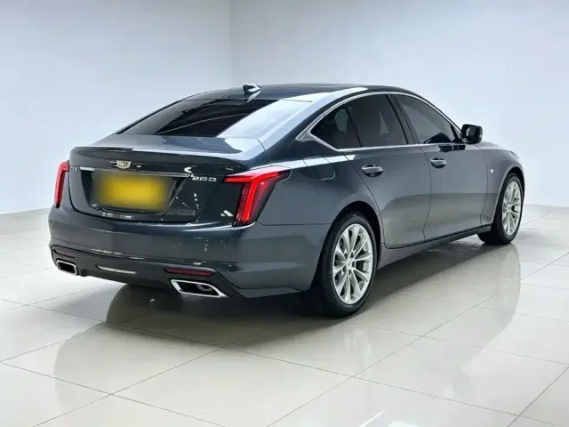 Cadillac CT5 — Фото автомобиля 6