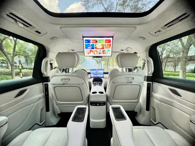 Geely Galaxy V900 — Фото автомобиля 9