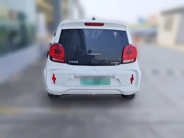 Roewe Clever — Фото автомобиля 3