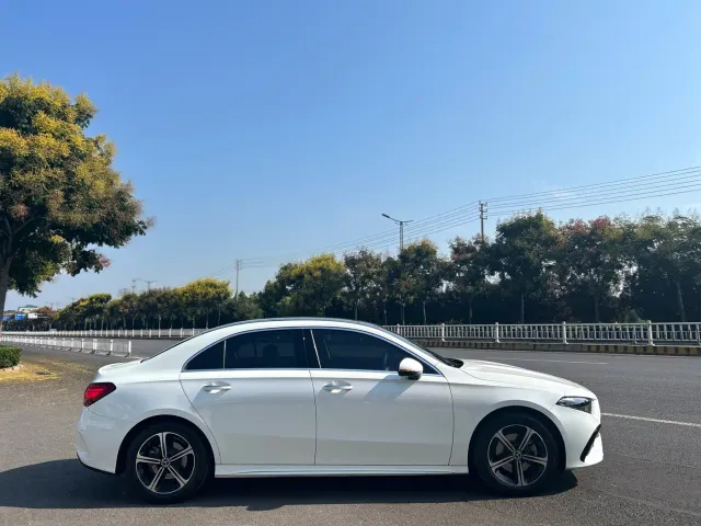 Mercedes-Benz A-Class — Фото автомобиля 6