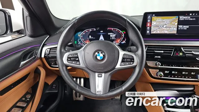 BMW 5-Series — Фото автомобиля 13