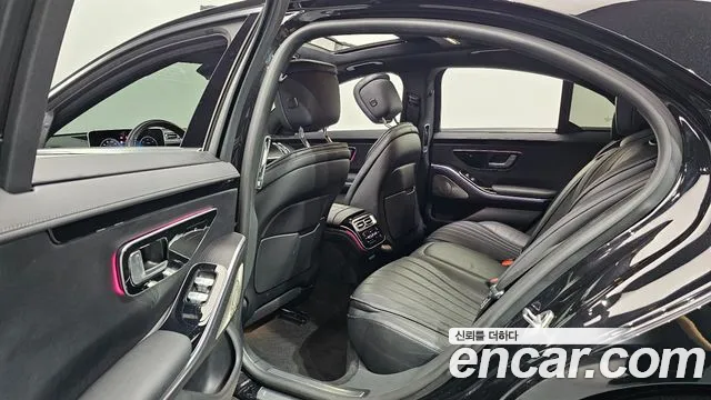 Mercedes-Benz S-Class S-класс W223 — Фото автомобиля 11